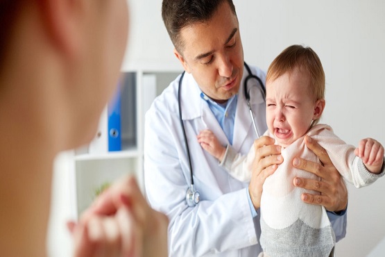 Khi gặp dấu hiệu nào cần đưa trẻ đi gặp bác sĩ? 1